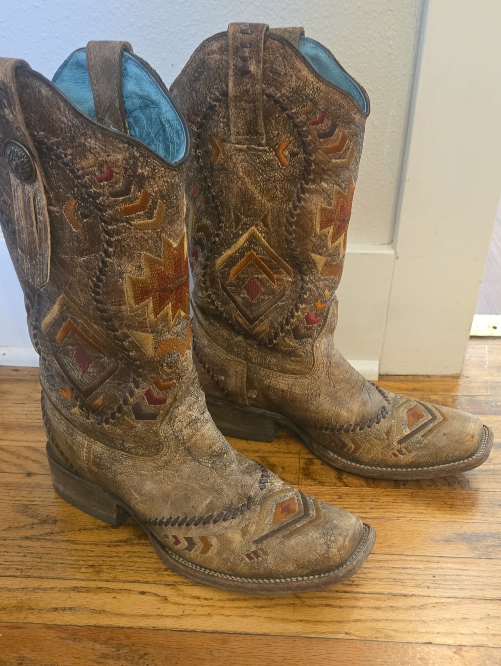 Corral Vintage Distressed Brown Embroidered Western Cowboy Boots - Women- 8.5 M